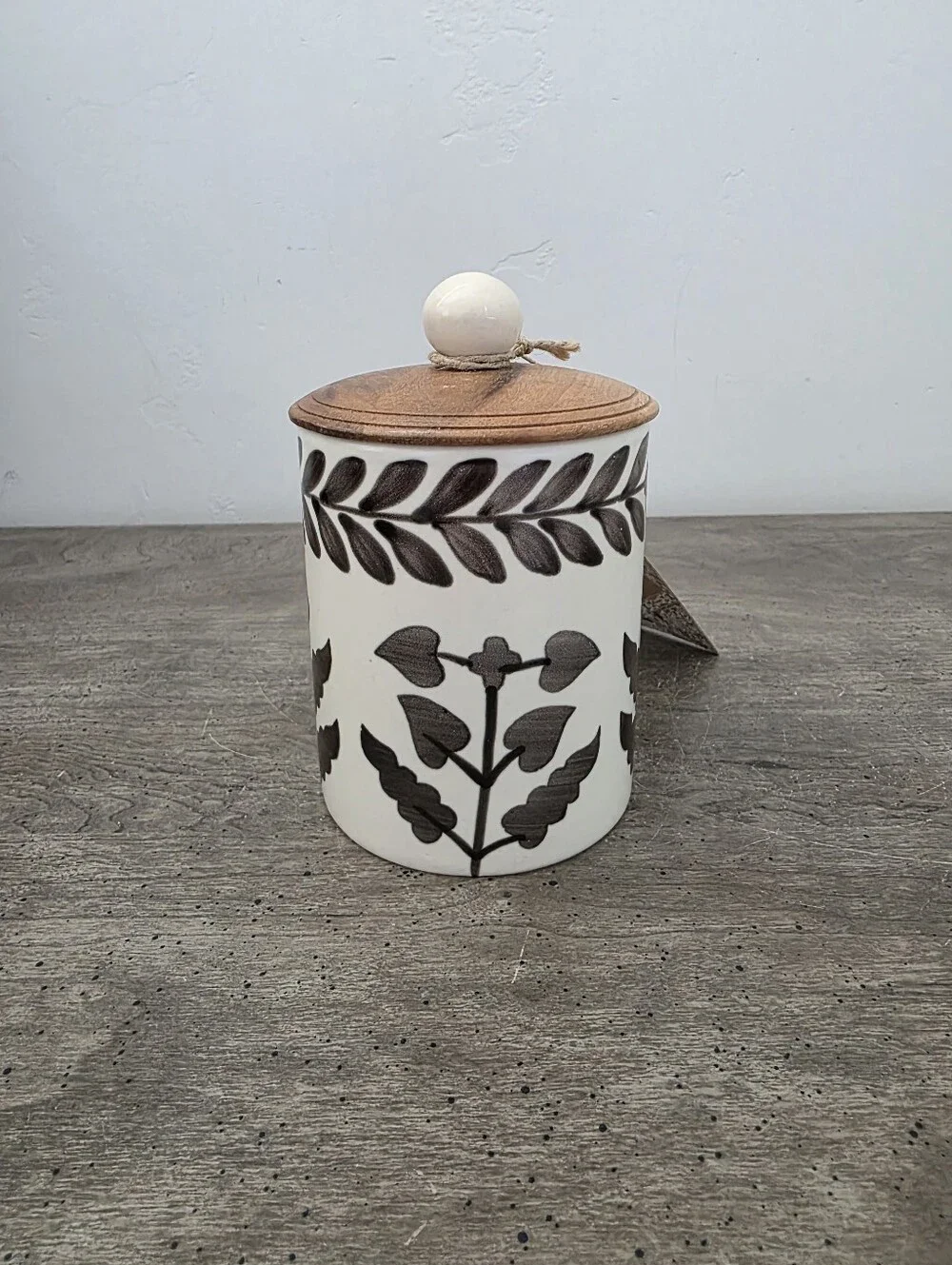 Viral India Floral Brown Flowers Leaves Small Canister 5in x 3in New - Picture 4 of 4